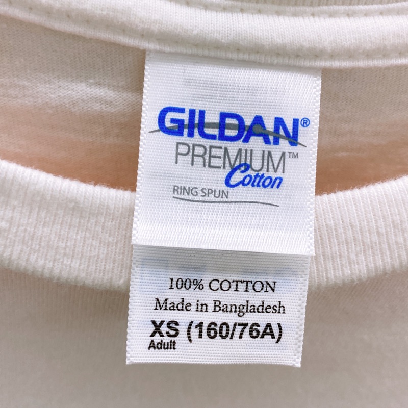 👕GILDAN T-shirt