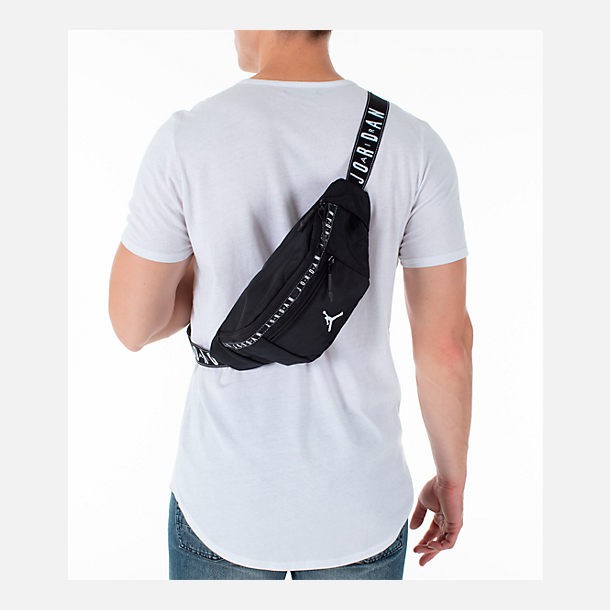 jordan taping crossbody black