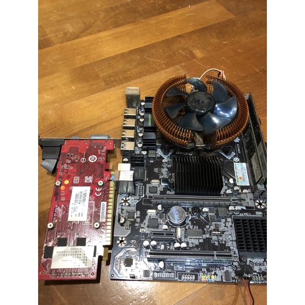 洋垃圾 Intel Xeon E5620+華南X58+24g ram +gt520