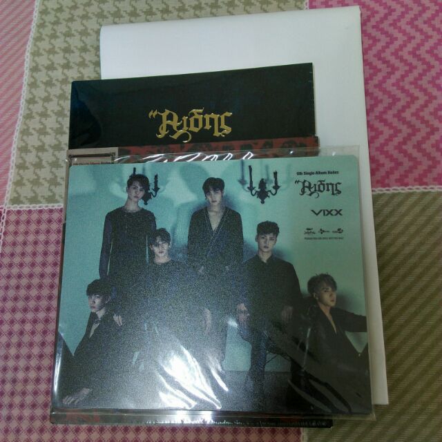 （全新）VIXX Hades台壓版專輯（附摺疊海報、滑鼠墊）
