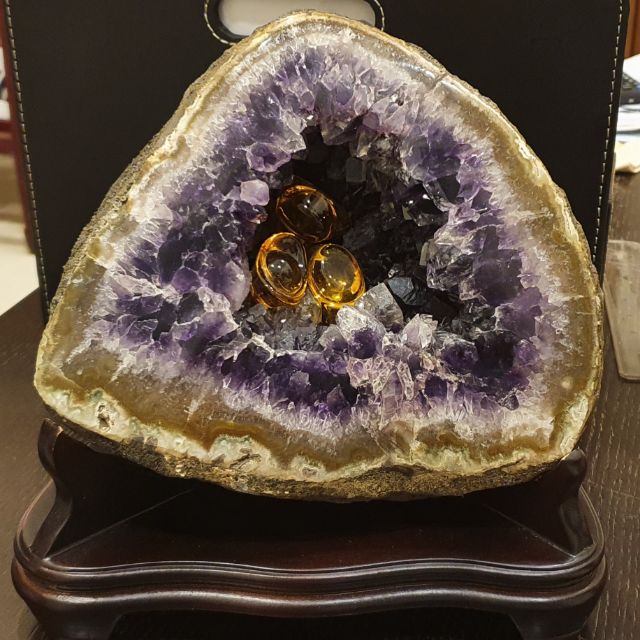 🔮  【出清】原皮烏拉圭紫水晶洞 6.9公斤