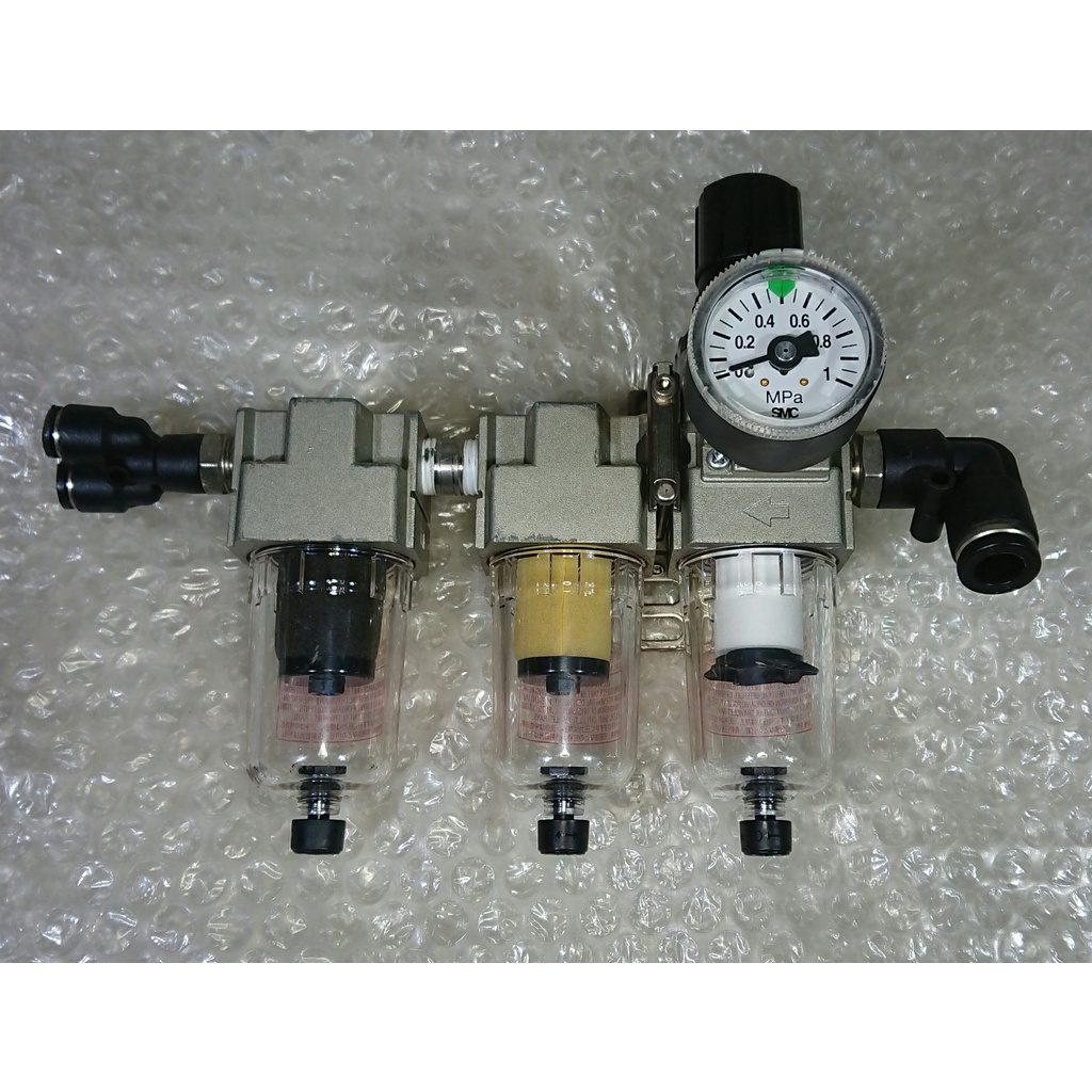 ◢ 簡便宜 ◣ 二手 SMC 過濾器減壓閥 調壓閥 AW20-02  油霧器  AFD20-02 AFM20-02