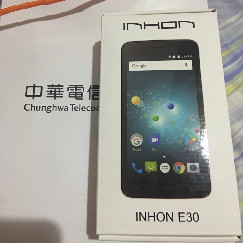 INHON E30 金色手機 全新未拆