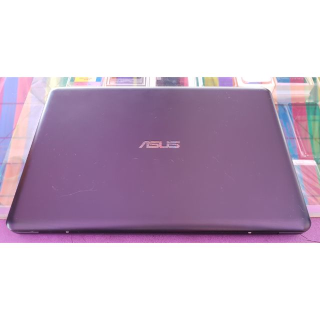 出售華碩ASUS X205 11.6吋超輕薄筆記型電腦