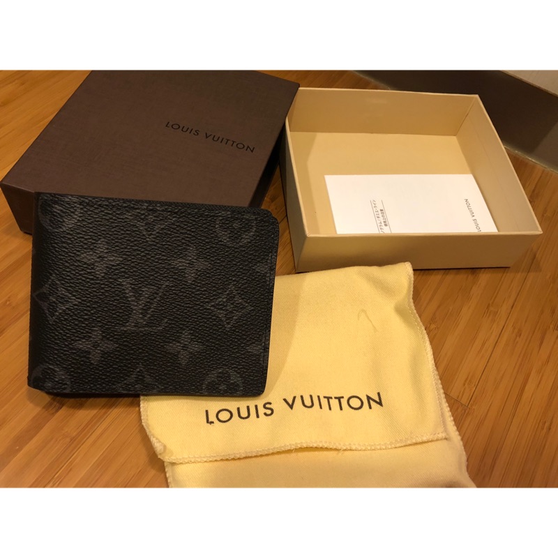 日本帶回全新正品 Louis Vuitton (MULTIPLE 短夾)