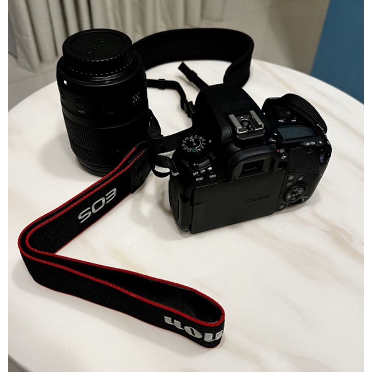 ［9成新］Canon EOS 77D＋18-135mm EF-S鏡頭 附相機配件組