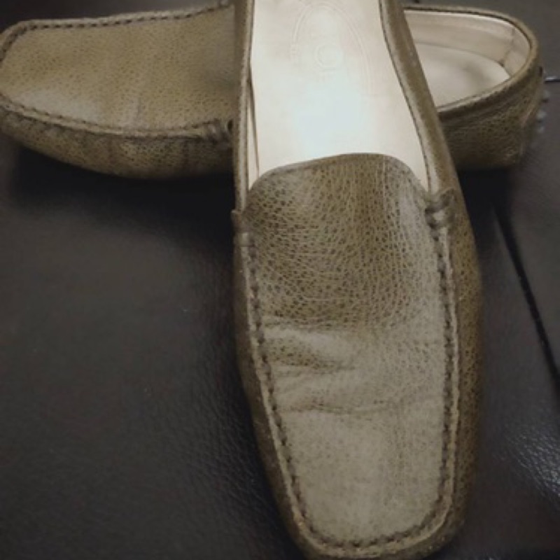 二手國外購入TOD'S 女休閒鞋 尺寸：5 售價：3500