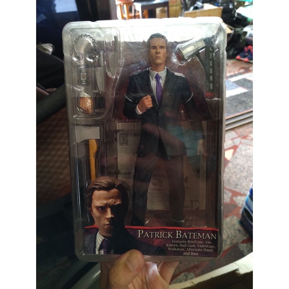 【吉兒二手商店】NECA Cult Classics patrick bateman 公仔 特惠2380元