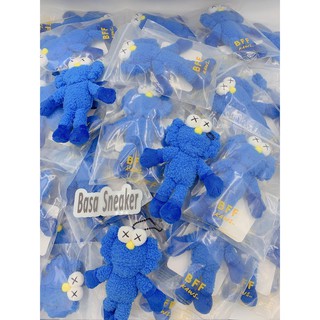KAWS BFF SCULPTURE 全新雕塑展即將登陸臺中 6吋公仔 KAWS BFF 六吋 絨毛公仔