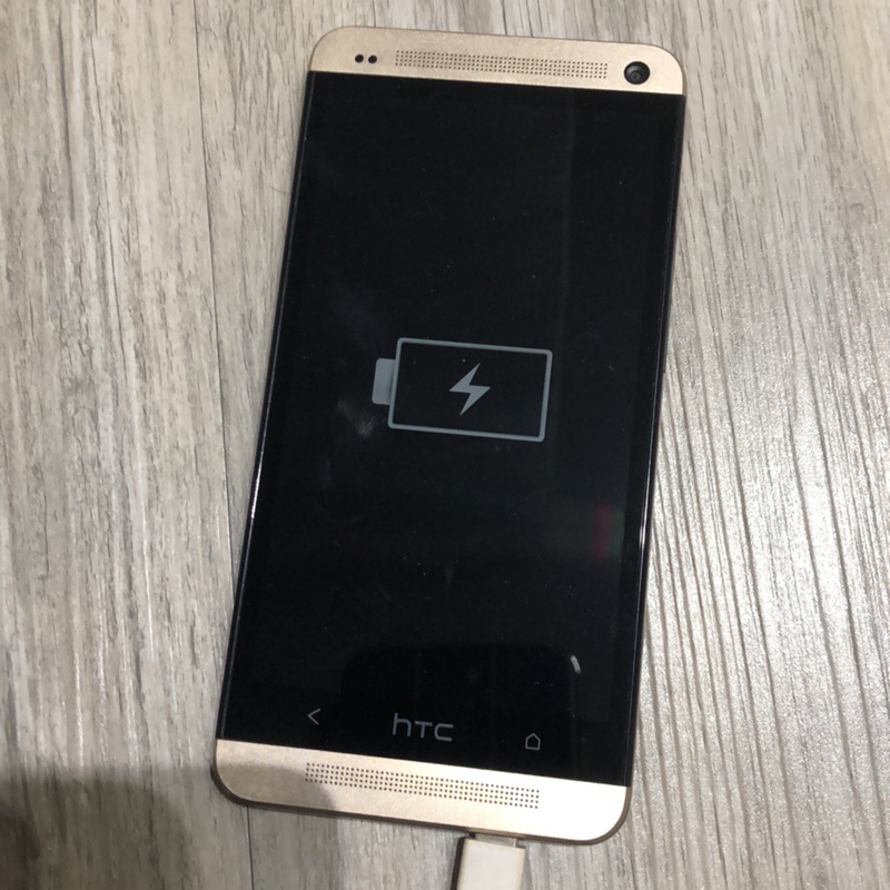 HTC 4G LTE 充電符號 零件機 二手機