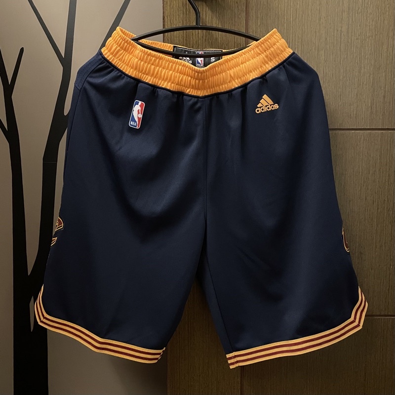 二手 Adidas NBA Kyrie Irving Lebron James 克里夫蘭騎士客場 籃球褲 球迷版 S