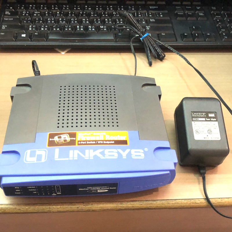 Lin ksys BEFSR41 4-Port DSL Wired Router 思科路由器