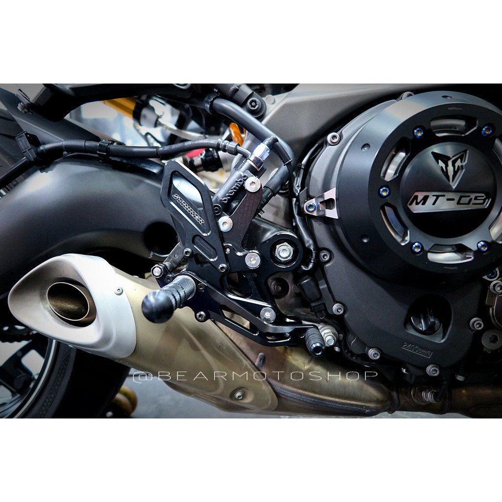 【貝爾摩托車精品店】STRIKER 腳踏後移 日本製 MT09 XSR900 可調式腳踏 黑色