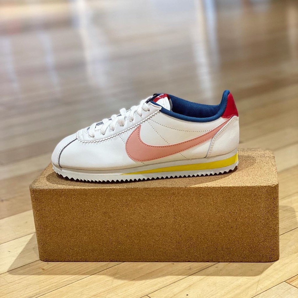nike cortez coral stardust