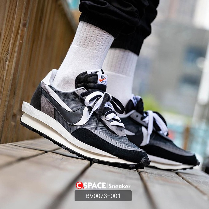 nike sacai ldwaffle black