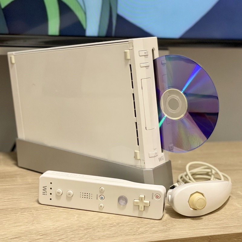 [二手］Wii 主機全套+手把搖桿 Nintendo 任天堂