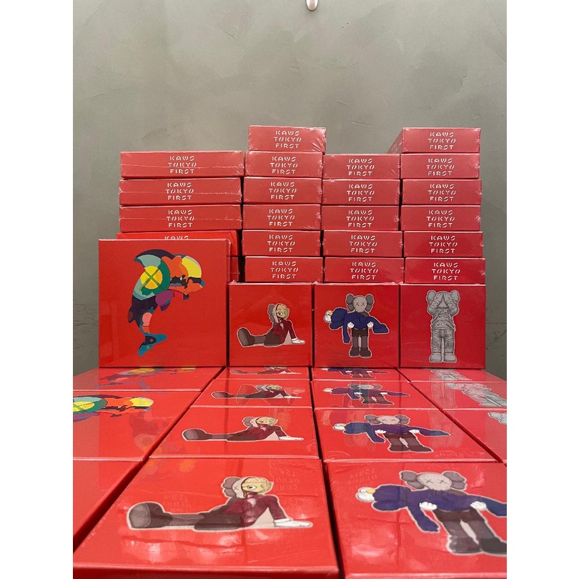 現貨 KAWS TOKYO FIRST 東京展覽 拼圖 space 海豚 RESTING PLACE GONE