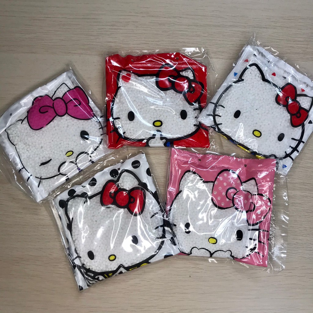 #現貨【Hello Kitty 懸掛式除濕袋】衣櫃 衣櫥 必備 掛式除溼袋 除濕袋 懸掛式除濕袋 除濕香氛