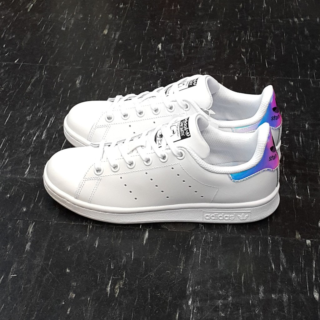 adidas STAN SMITH J 炫彩雷射彩虹白色全白皮革AQ6272 | 蝦皮購物