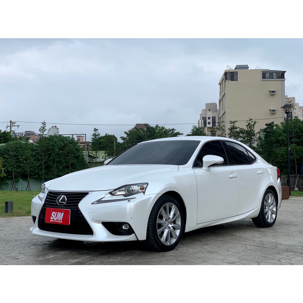 2016 Lexus IS 200t