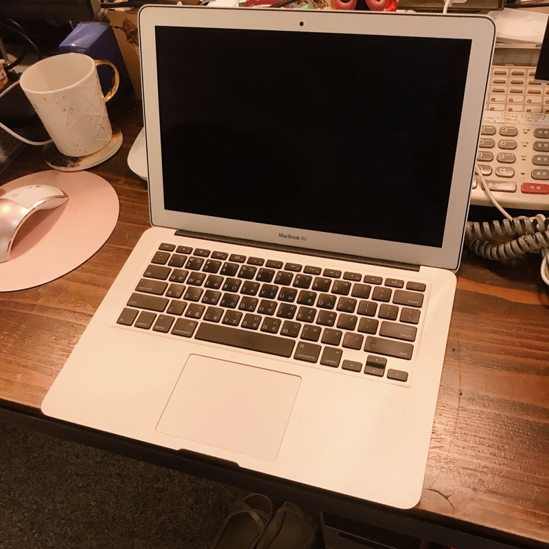 MacBook Air 13-inch(mid, 2011) 二手i7,4G,250G SSD