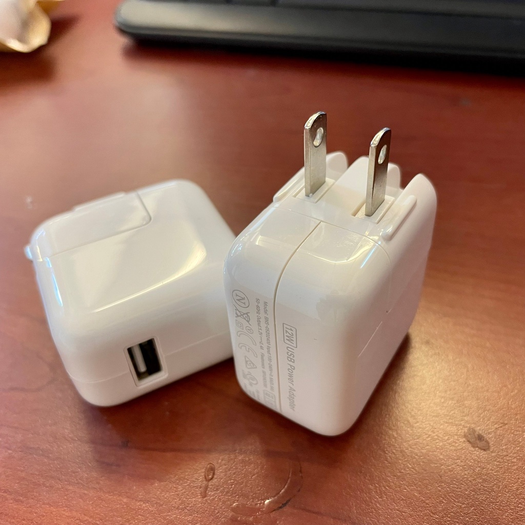Usb 多相容性12w 充電器插頭iphone 安卓三星行動電源充電插頭豆腐頭 蝦皮購物
