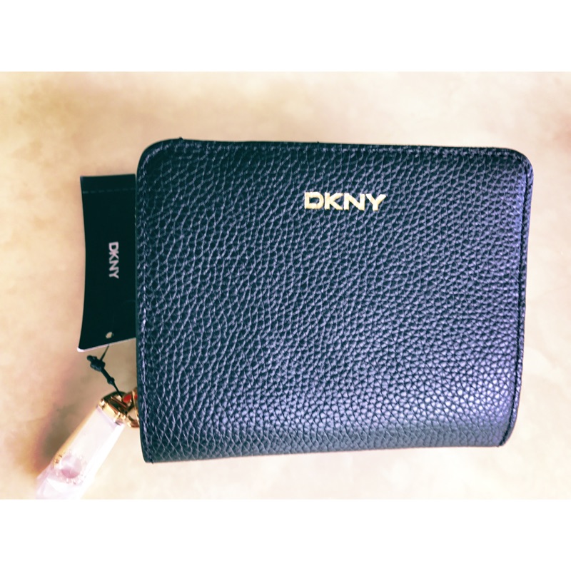 美國紐約正品DKNY皮夾（時尚簡約丶好收納）