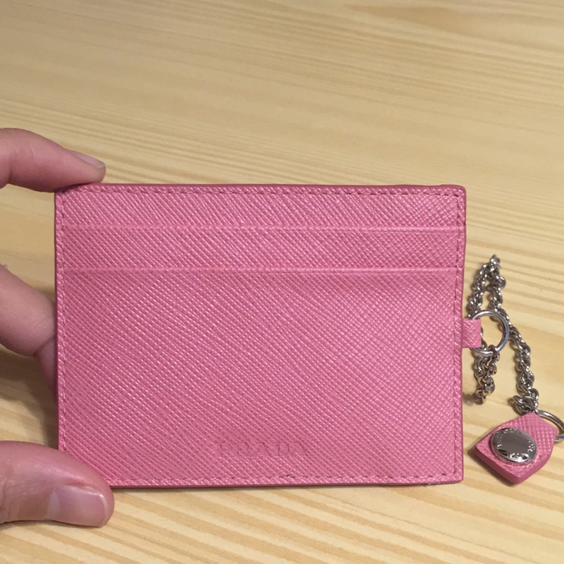 （全新） Prada 粉紅色捷運卡夾（附保證卡）