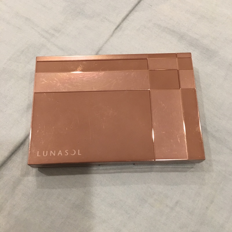 佳麗寶lunasol 粉餅盒