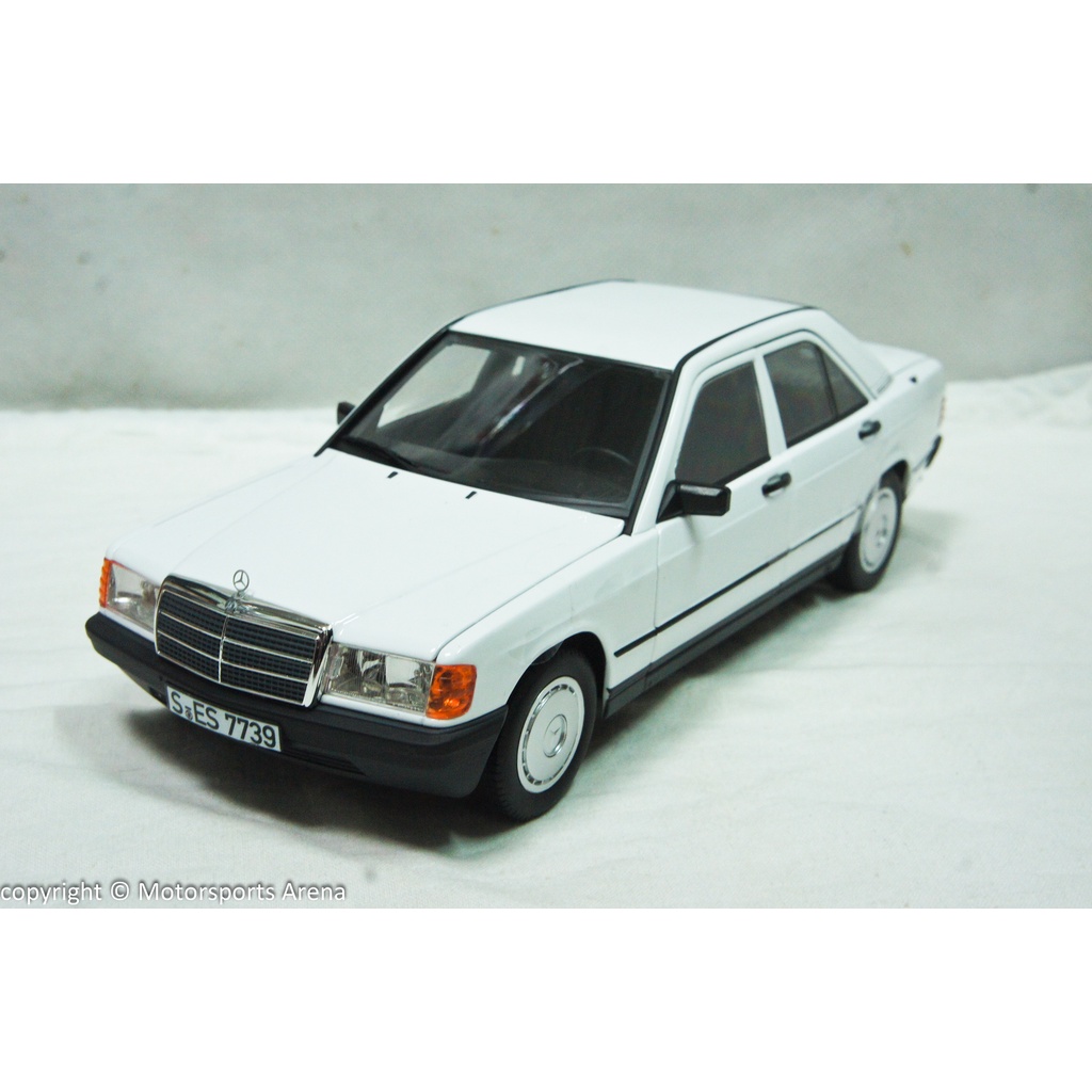 【特價現貨】1:18 Norev Mercedes Benz 190E W201 1982 白色 ※合金全開※