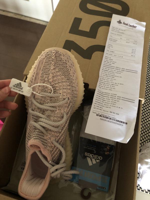 Region exclusives Yeezy Boost 350 V2 Synth and Antlia