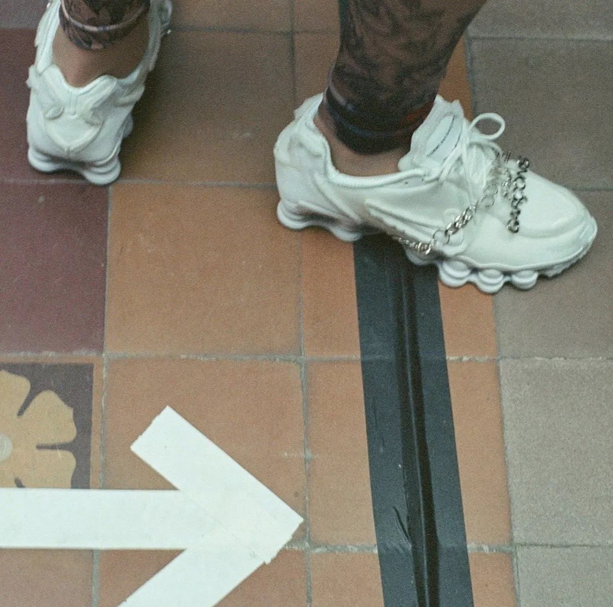 comme des garçons x nike shox tl sneakers