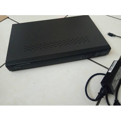全球第一 海康威视HIKVISION DS-7832HE-E2 DVR 32路監視器 不含硬碟 16路監視器