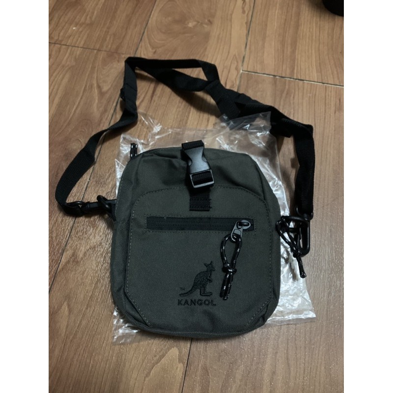KANGOL🦘小行星側背包(全新）