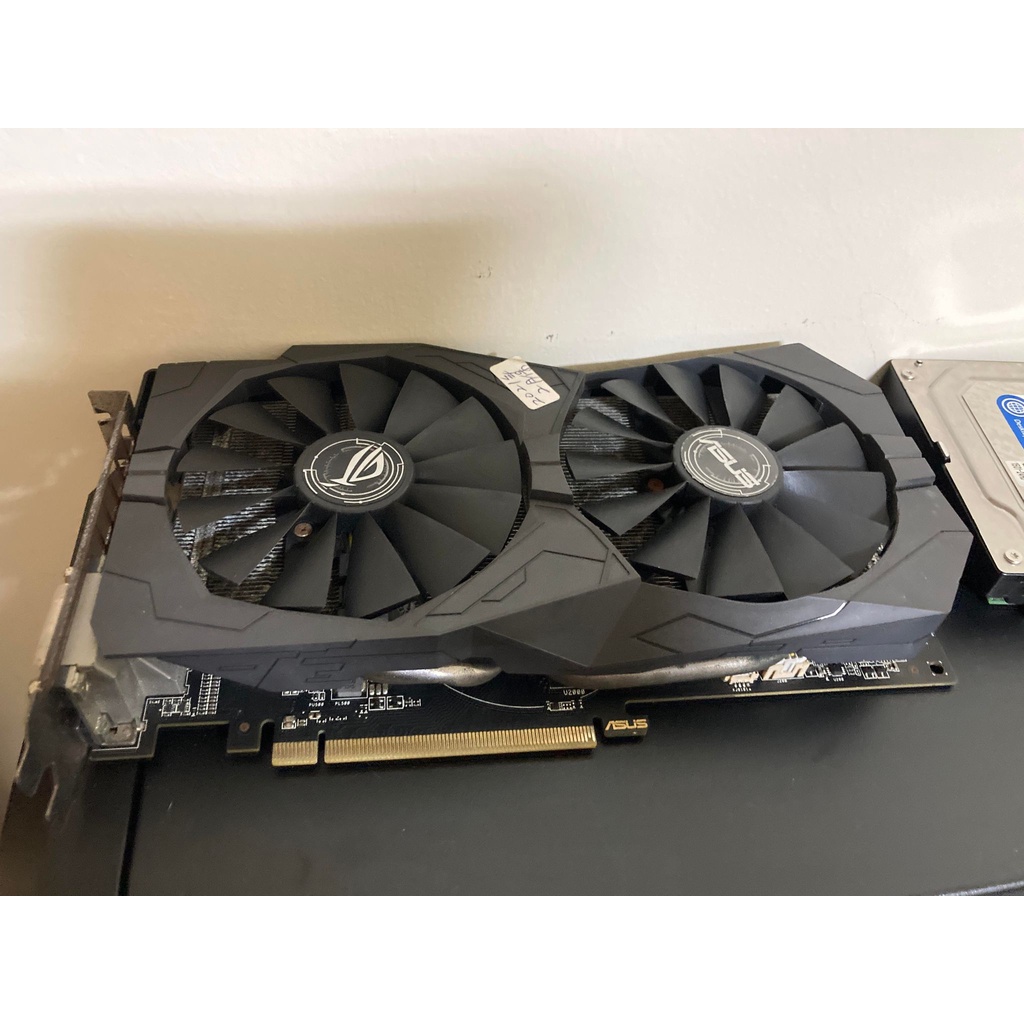 【售】 ROG-STRIX-RX570-O4G-GAMING $3200 客人升級換下的顯卡 功能正常(輸出全部皆正常)