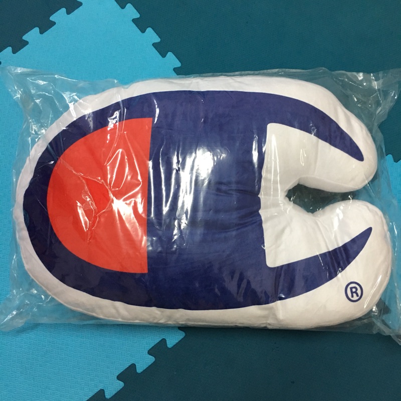Champion 大抱枕 蝦皮購物