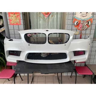 BMW F10 M5 原廠前保桿！已貼膜白色！