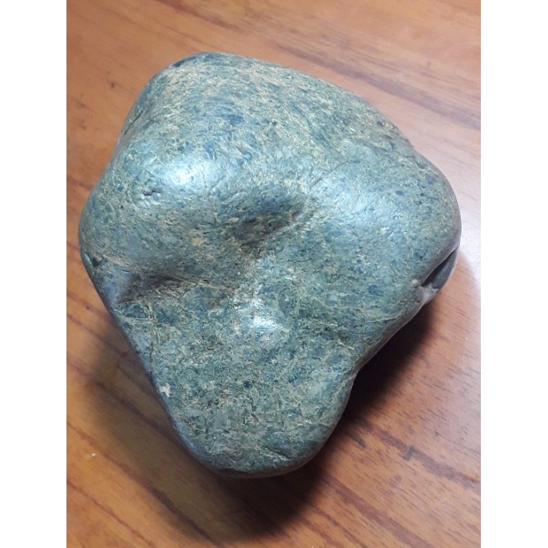 金瓜石，約850克，編號金1108，置於地下室