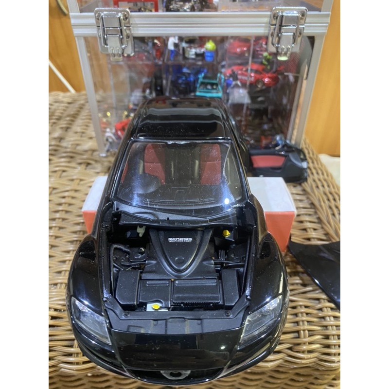Autoart Mazda Rx 8 1 18 馬自達模型車報廢殺肉零件車1 18 中古場景搭配奧拓 蝦皮購物