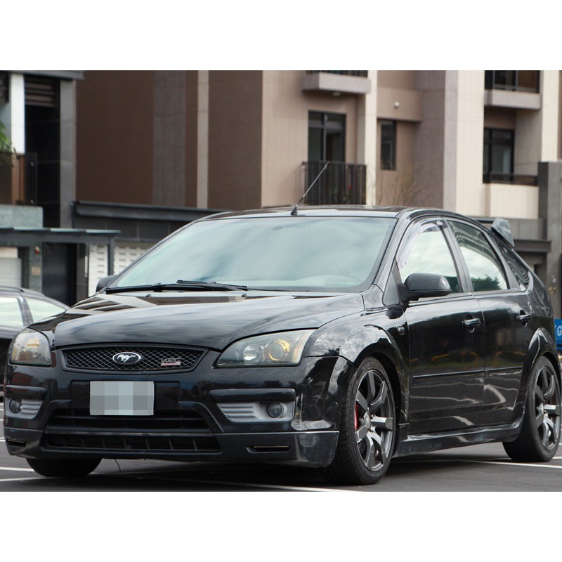 2005 Ford Focus 2.0 黑