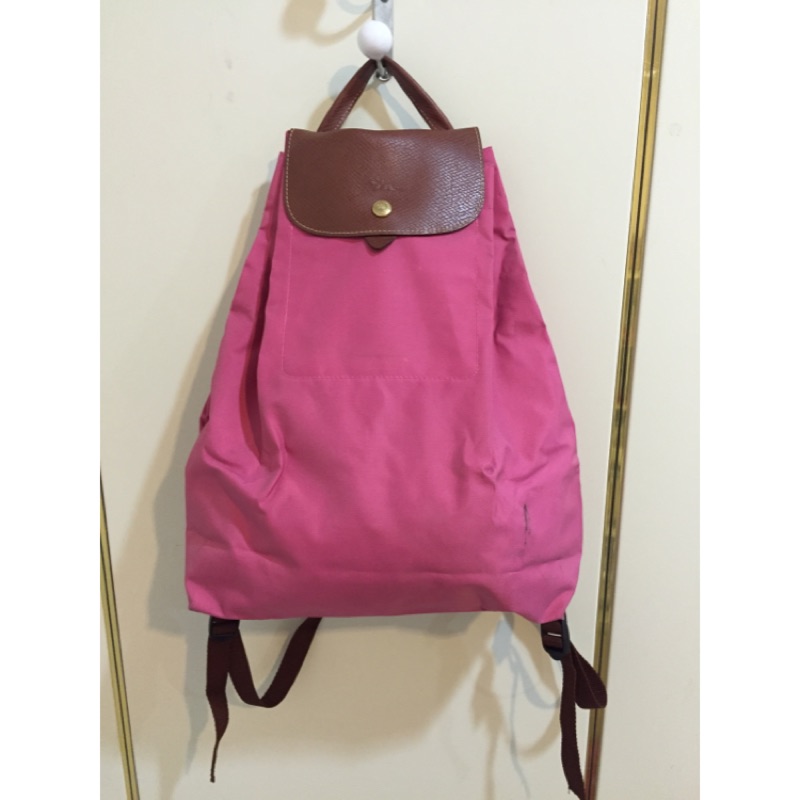 ｜二手｜法國品牌longchamp.桃紅色真皮束帶式後背包（德國購入，台灣少見款式）