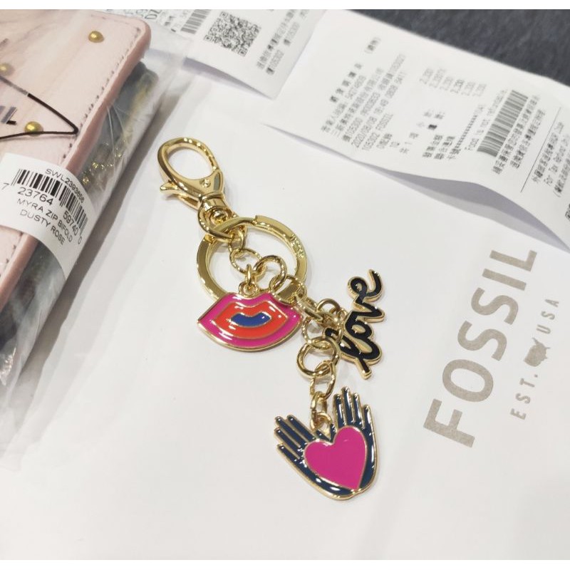 全新正品 Fossil 精品 精美鑰匙圈吊飾愛心x唇形 蝦皮購物