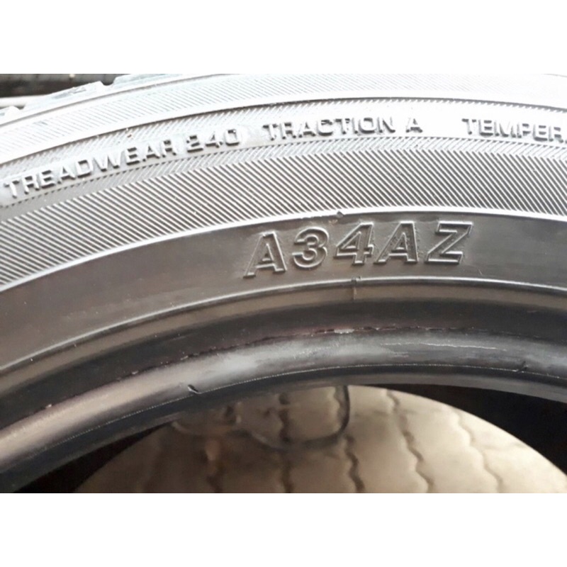 中古輪胎2019年胎深4.4mm 215/55/17 橫濱YOKOHAMA A32AZ 有2條一條800 