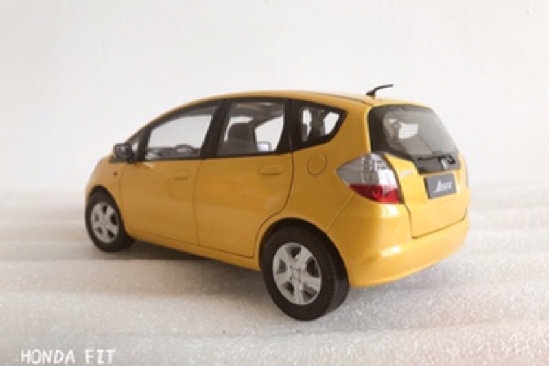 Buycar模型車庫1 18 Honda Fit 2代模型車 蝦皮購物