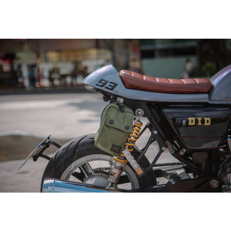 手工小雲豹玻璃纖維駝峰單座墊 /cafe-racer/復古/純手工製品/客製化/。