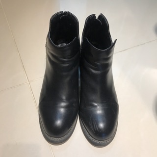 hush puppies wallabees