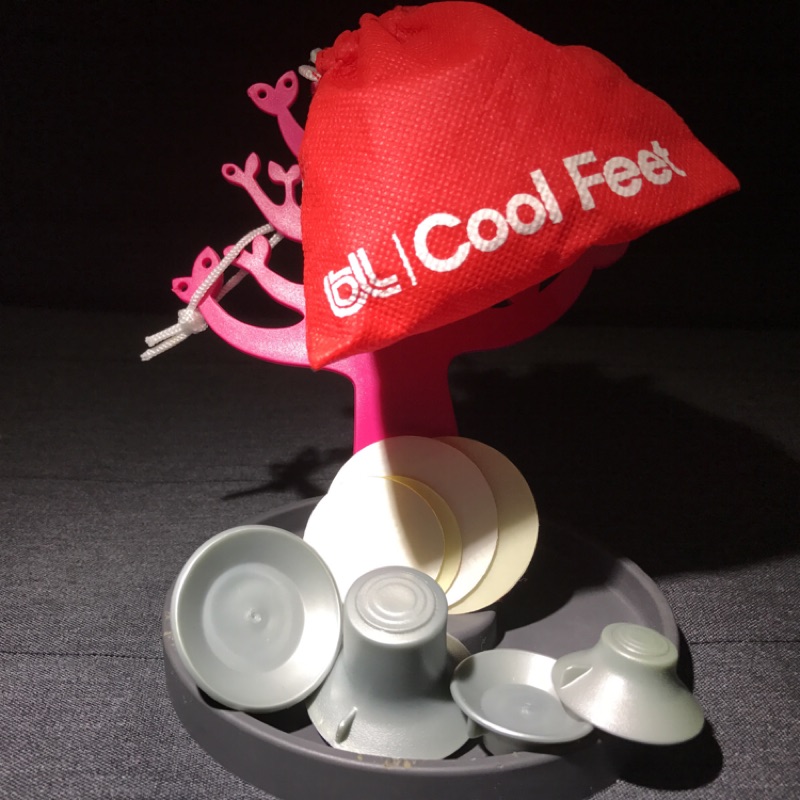 CoolFeet筆電/平板電腦專用散熱腳墊