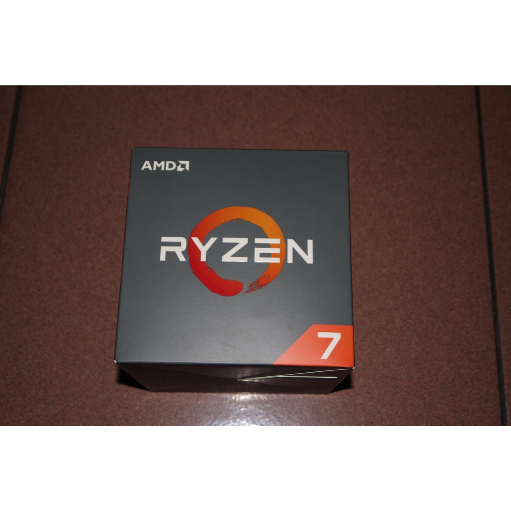 AMD Ryzen 7 2700X 盒裝 (風扇未使用)