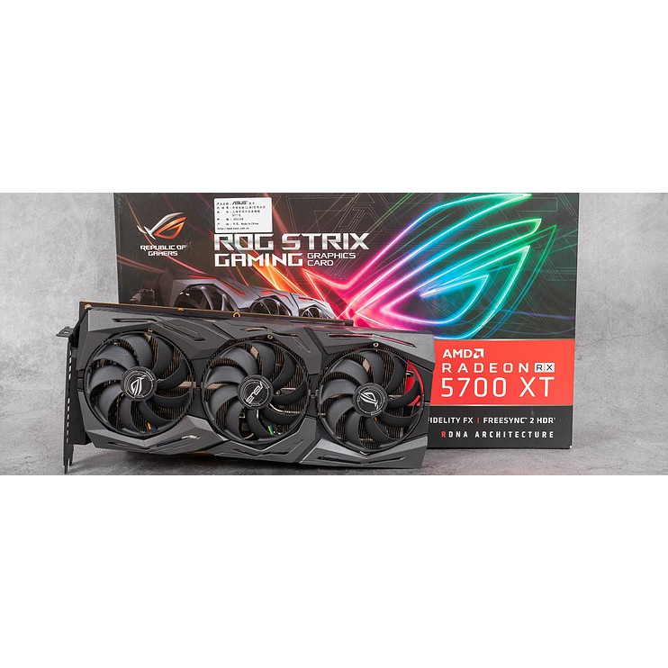 華碩 ROG RX5700 XT AMD 顯示卡