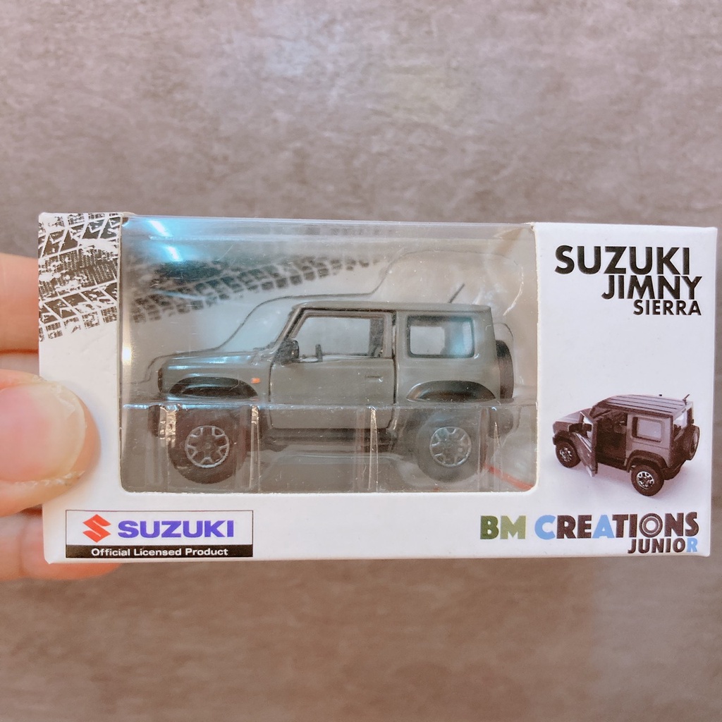 ♡少量現貨不用等♡(小賈車庫)BM 1/64 Creations Suzuki Jimny 水泥灰 可開門